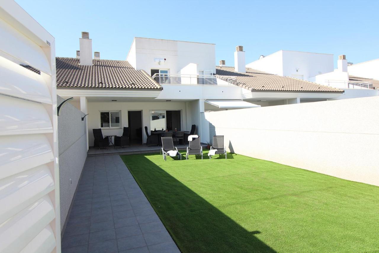 Вилла Global Properties, Bonito Adosado Con Jardin En La Playa De Almarda Сагунто Экстерьер фото